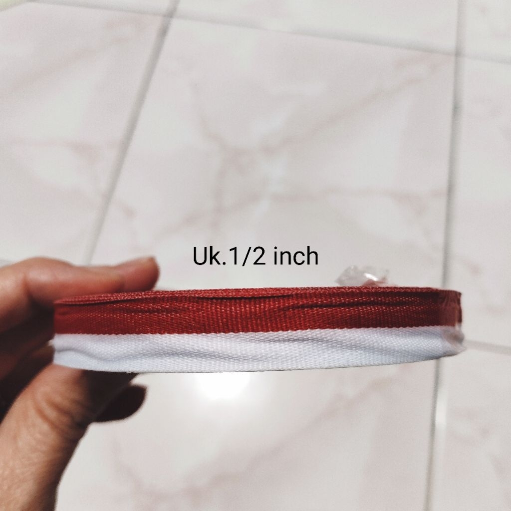 

Pita merah putih uk 1/2 inch 1 roll 20yard