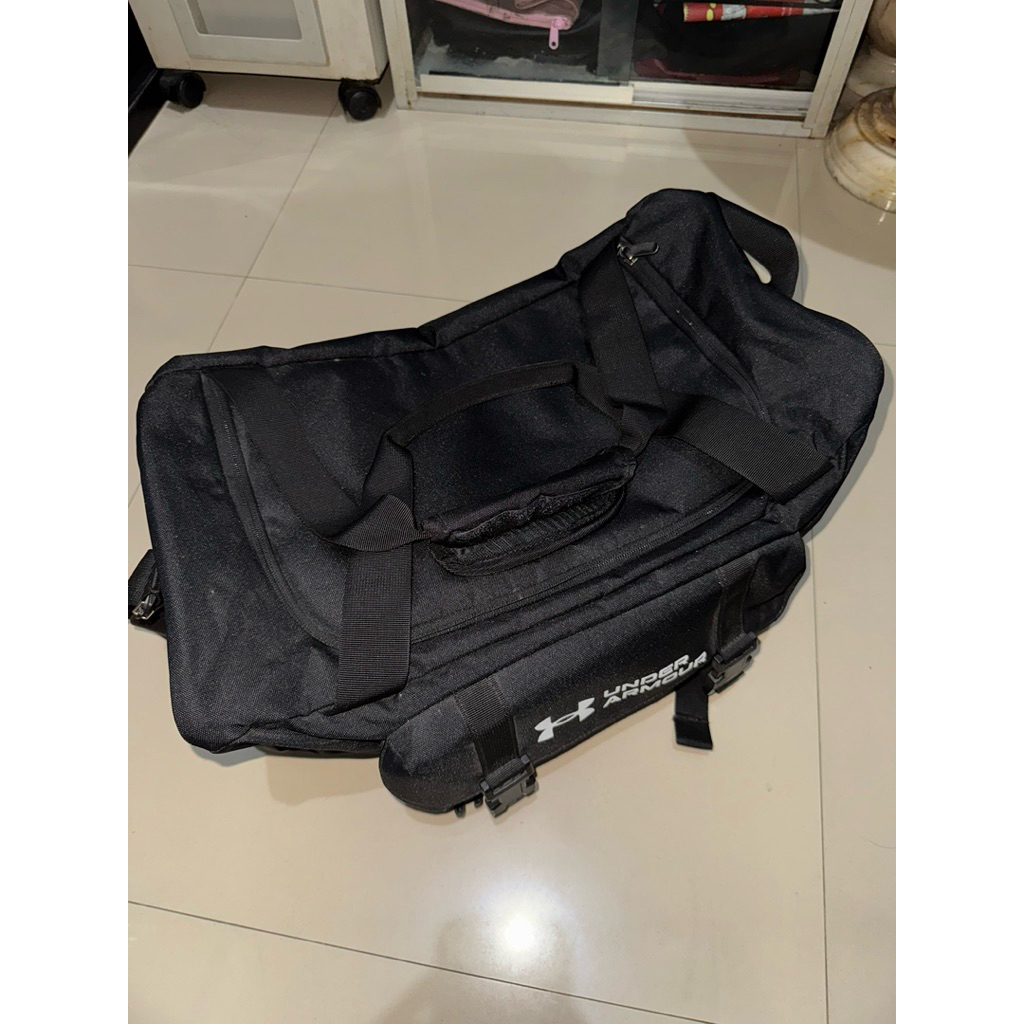 tas gym olahraga under armour