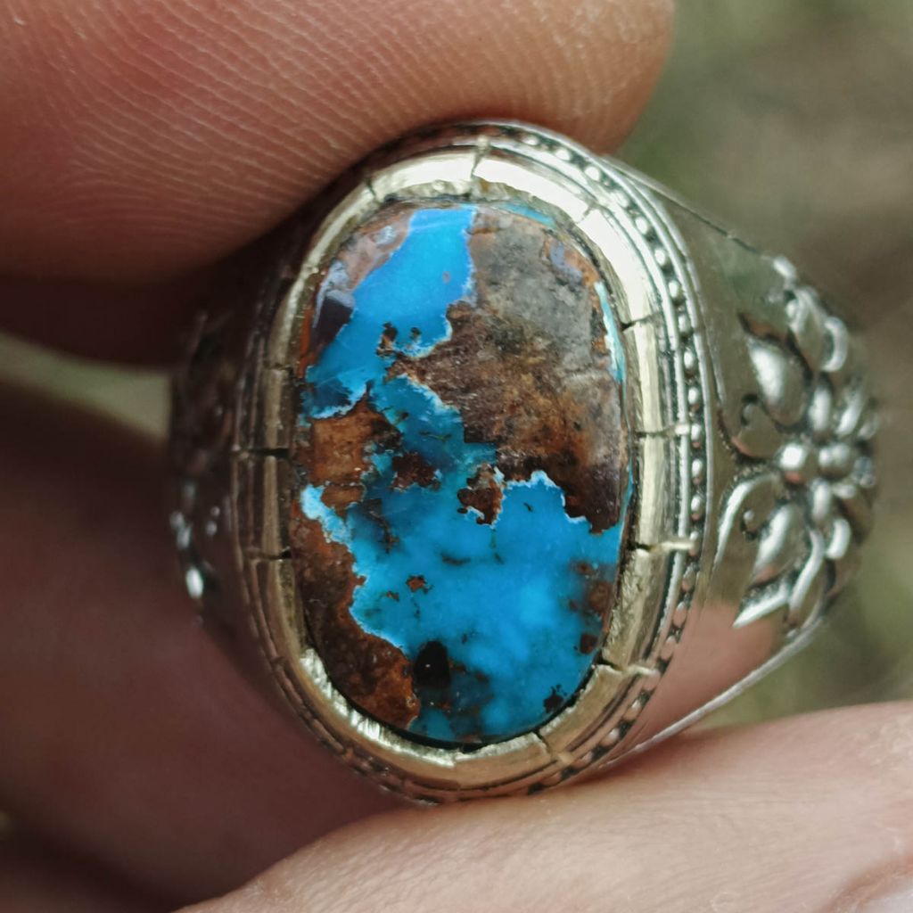 Batu Natural Pirus Persia Biru Tajam Kontras Urat Matriknya Lawas Tua Dim-15