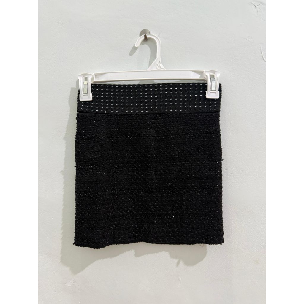 preloved rok span hitam