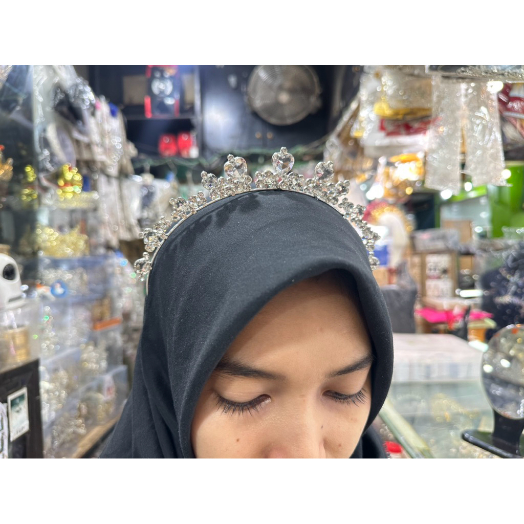 Mahkota Pengantin  aurel mirip simple Kenard murce murah samgat berkualitas
