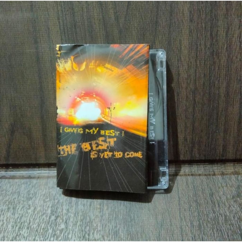 KASET PITA 13377 GIVING MY BEST