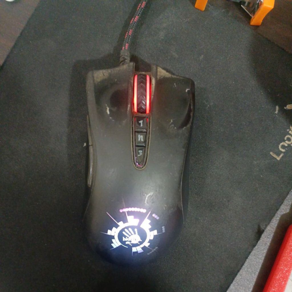 Mouse bloody macro bekas