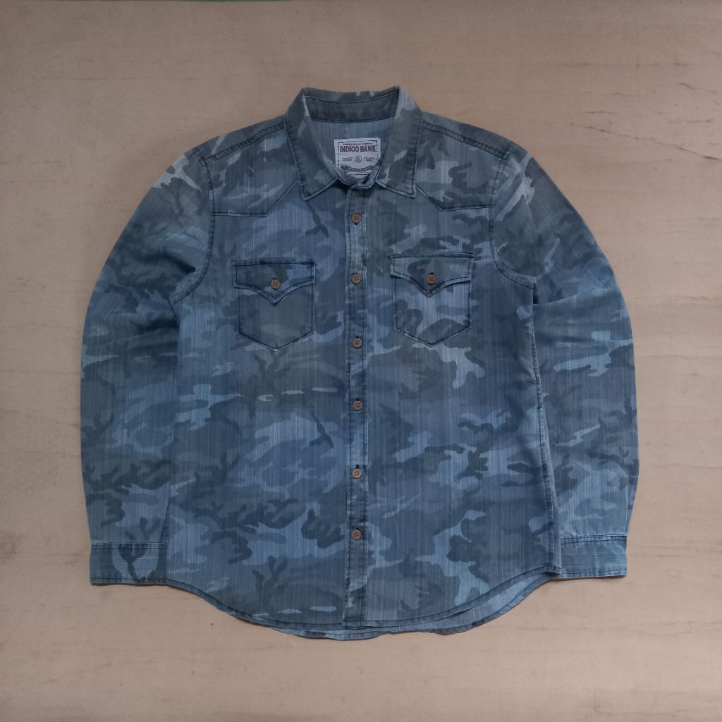 Kemeja motif Camo by Indigo Bank Second