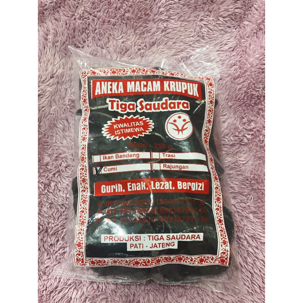 

Kerupuk Cumi Premium 250 gram
