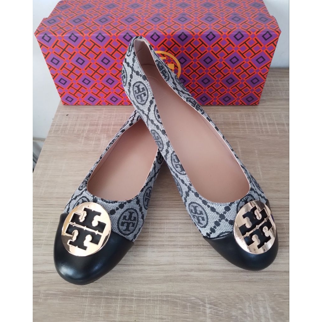 Original Flatshoes TB Sepatu Branded wanita kekinian