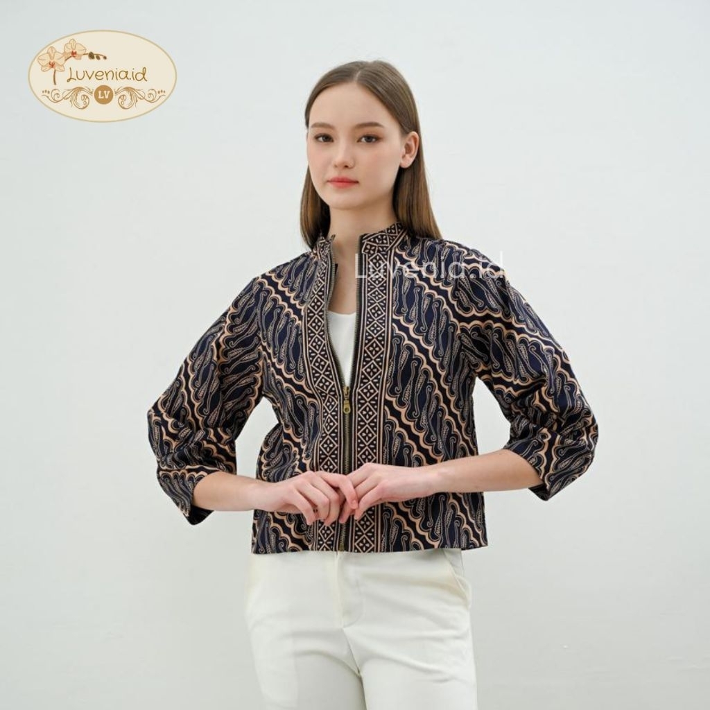 Outer Bomber 135 POS / Batik Modern / Jaket Batik / Batik Couple / Batik Jumbo / Batik Outfit