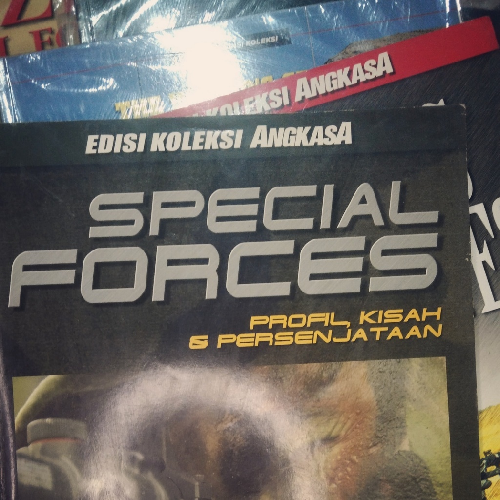 MAJALAH ANGKASA EDISI KOLEKSI