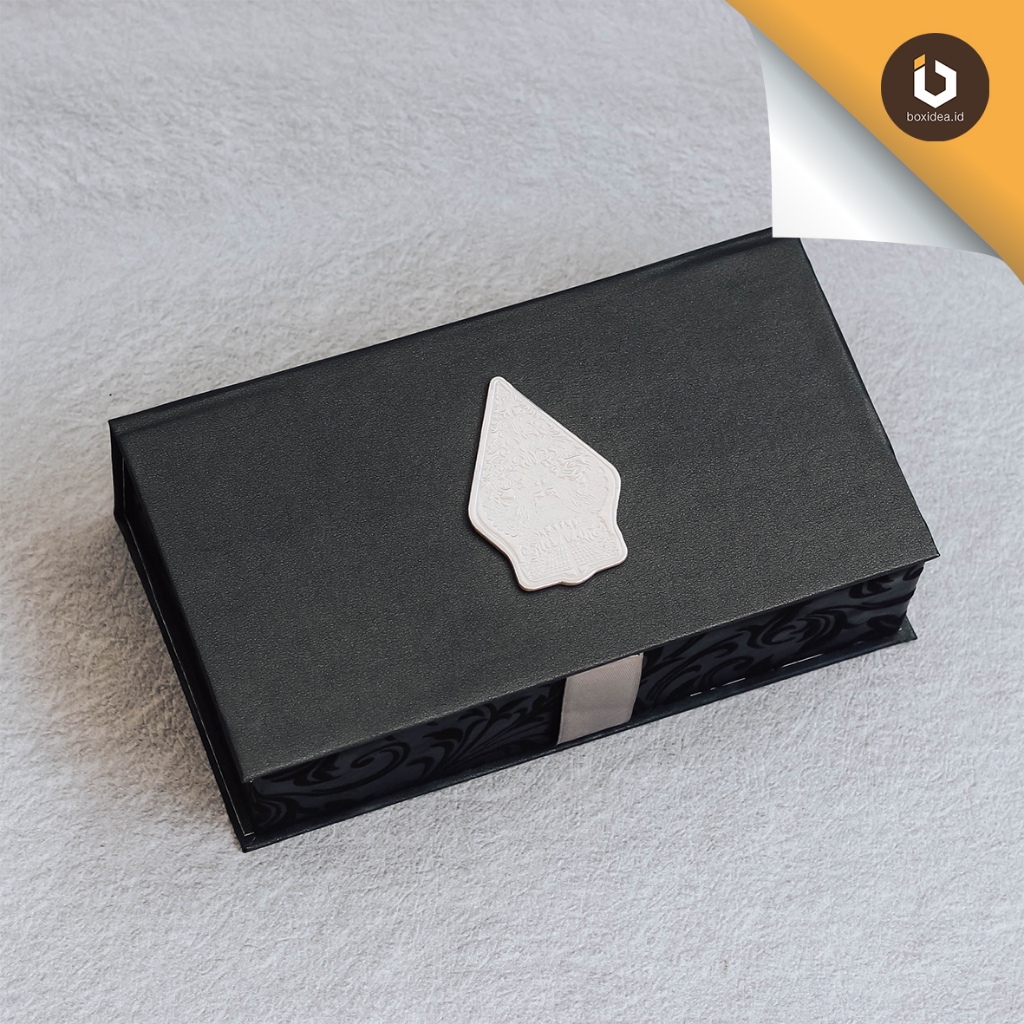 

Hard Box Custom | Box Pita Uk. 24x13x5,5cm | Box Hampers/Lebaran/Packaging