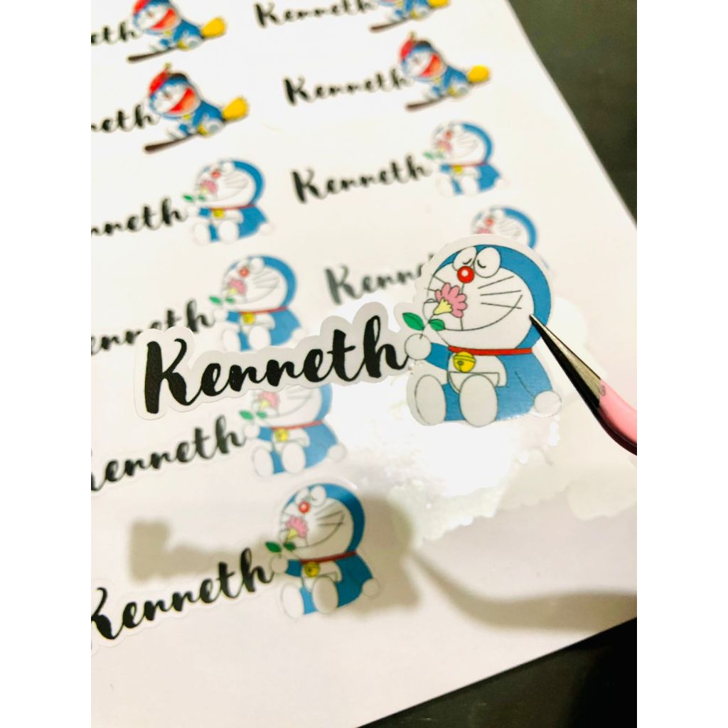 

Stiker Nama Custom / Stiker Buku Anak / Stiker Nama Anti Air LAYOUT DESIGN