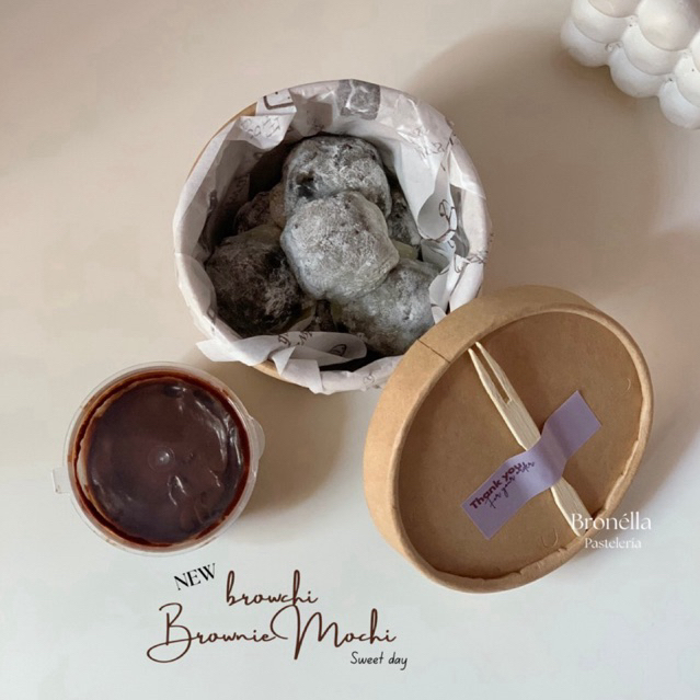 

BrownieMochi/Mochibrownie/Browchi/Mochi/Brownie