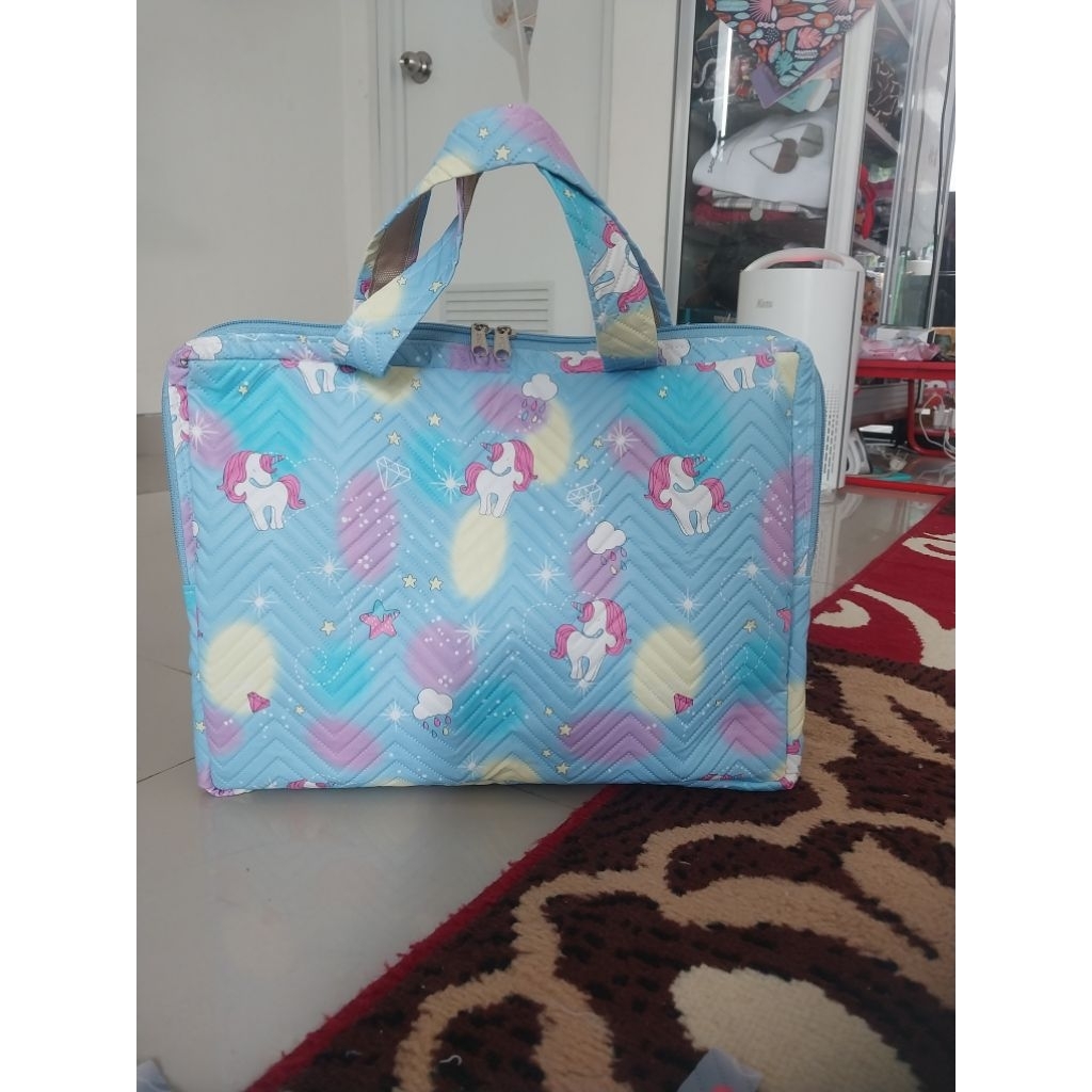 Tas Laptop Handmade Wanita, Elegan, Unik & Stylish untuk Kerja