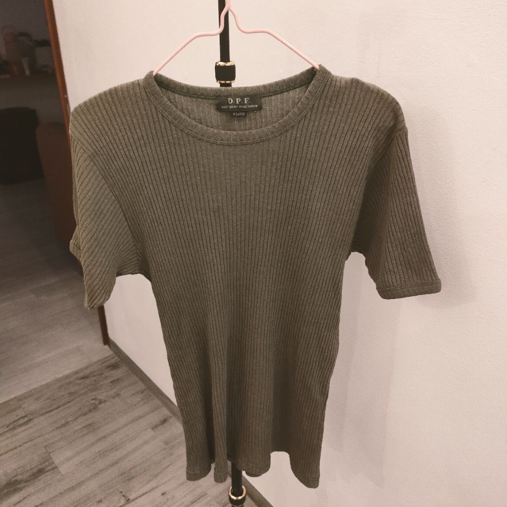 LATTE | PRELOVED Knitt green army blouse top