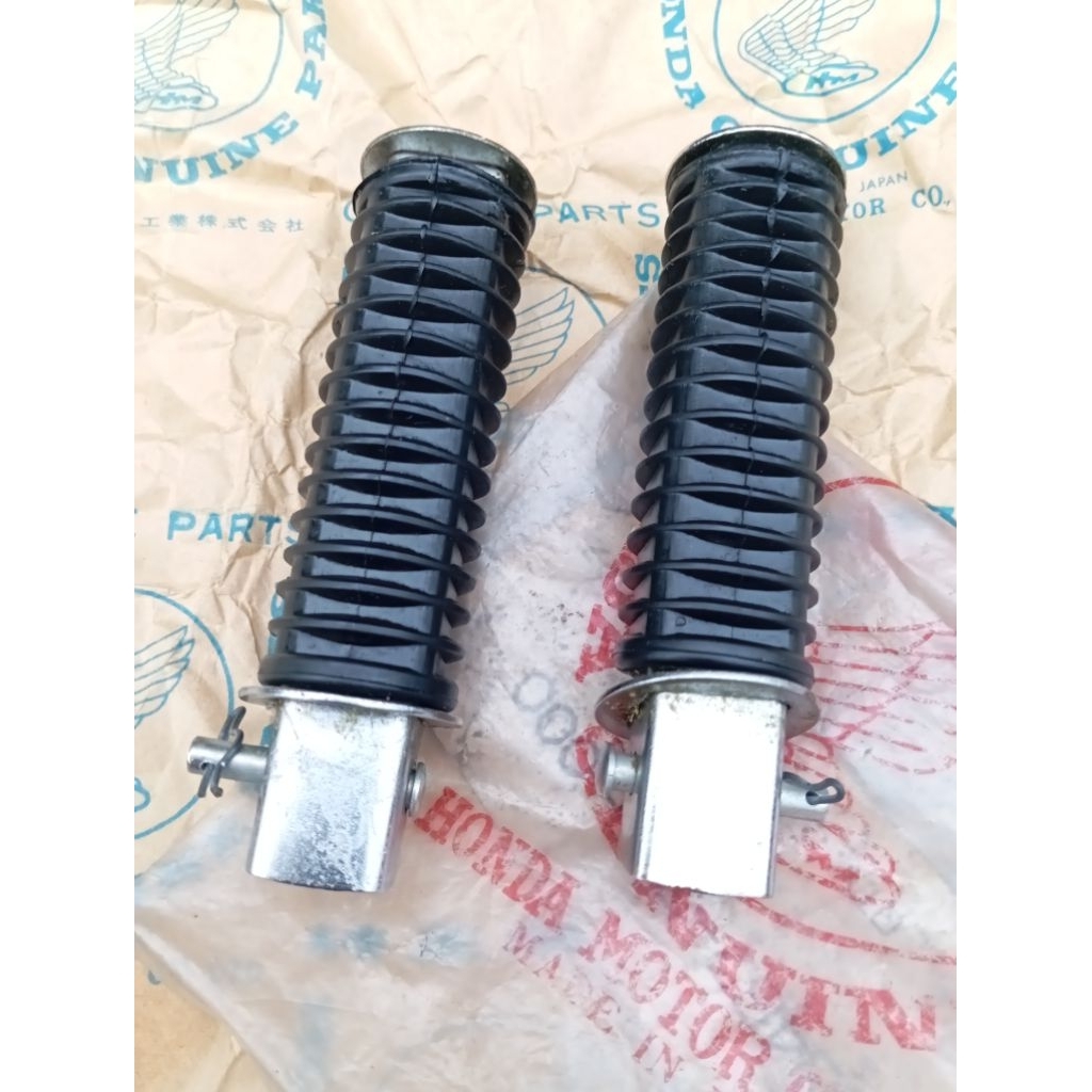 Foot step belakang Honda CB100 CG125 GL100 Win100 Original