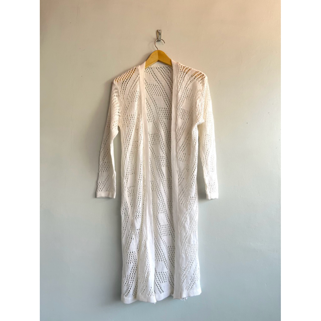 Cardigan Rajut Warna Putih