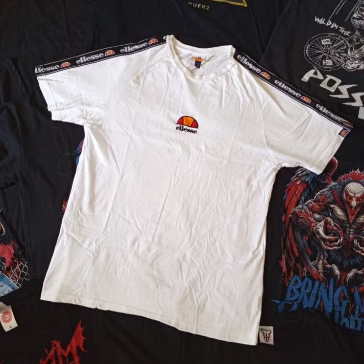 Kaos Tshirt Ellesse Taped Center Vintage Second