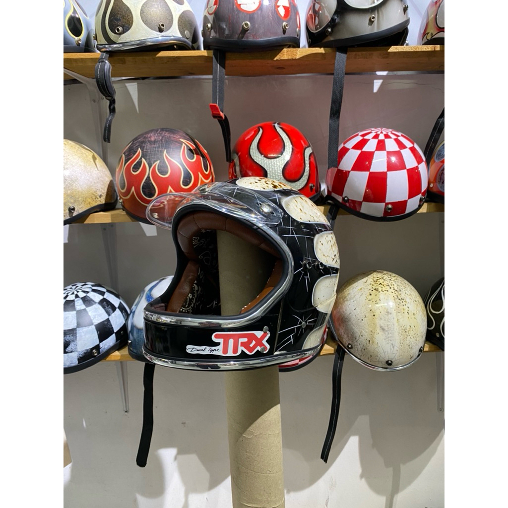 Helm Honda TRX Custom