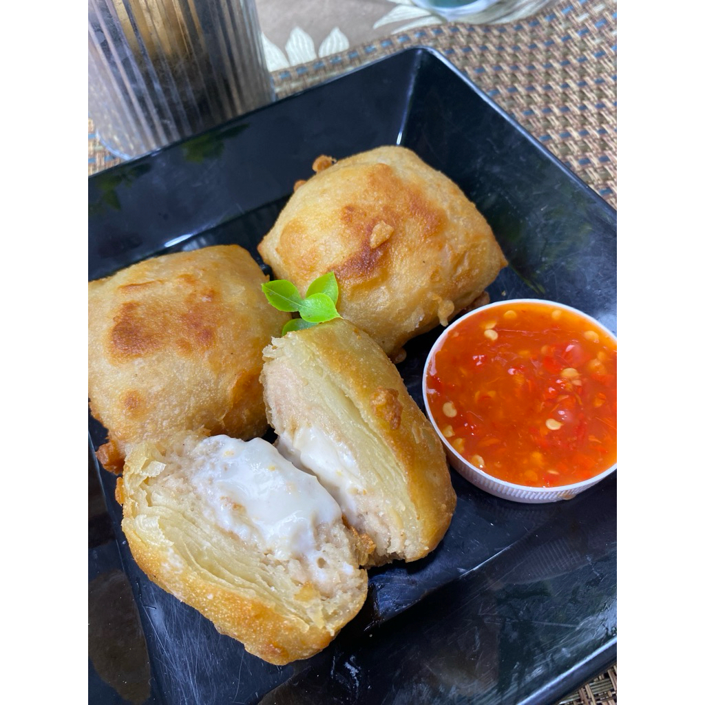 

DimsumGoreng|dimsum goreng keju lumer dengan saos Bangkok By Cemilboogem