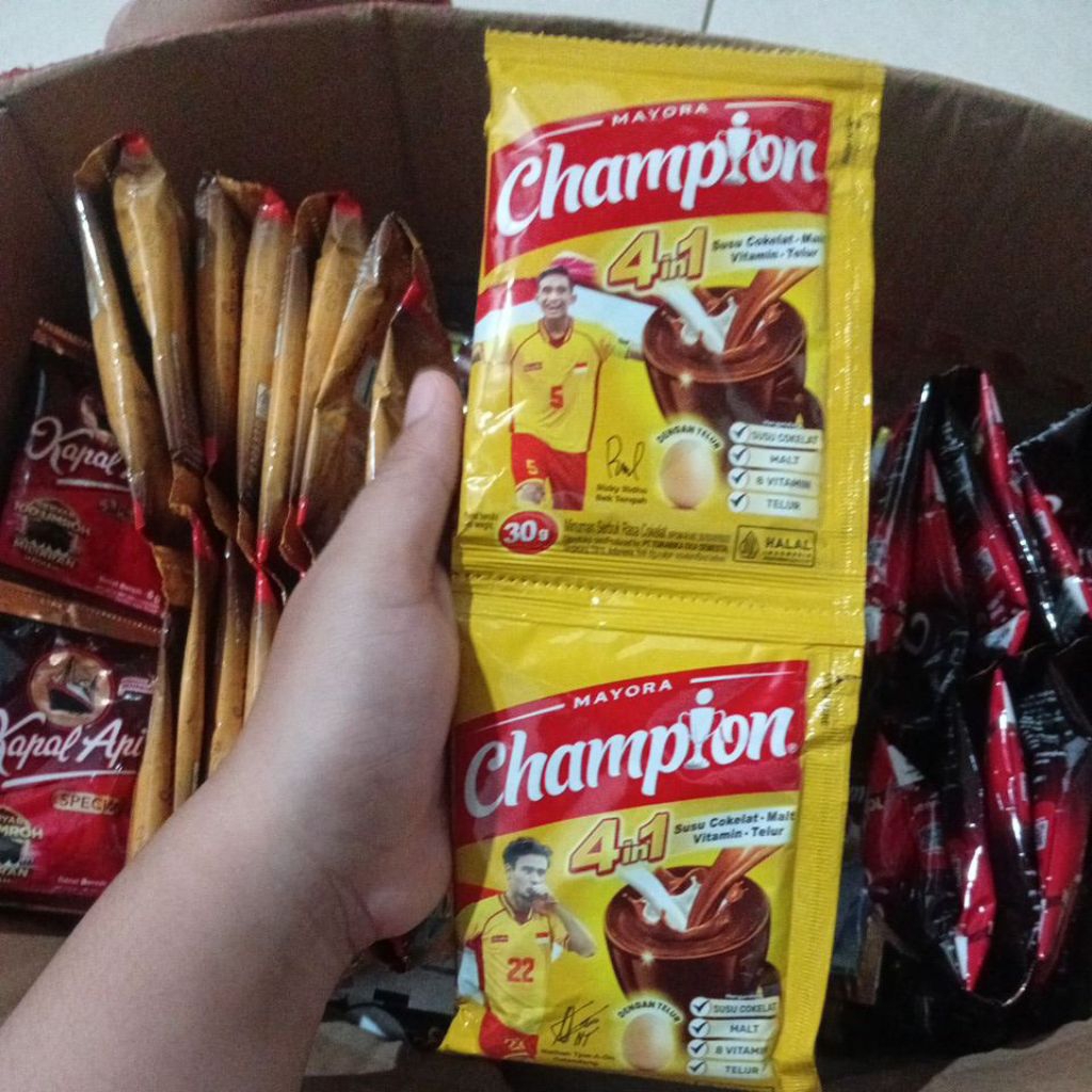 

Champion ( 1 renceng 10 sachet )