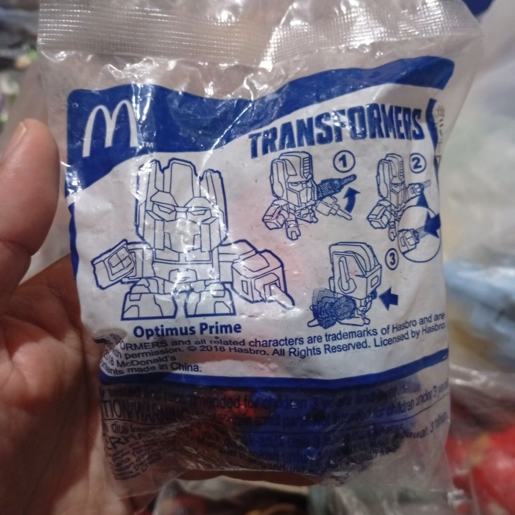 happy meal toys transformers optimus prime