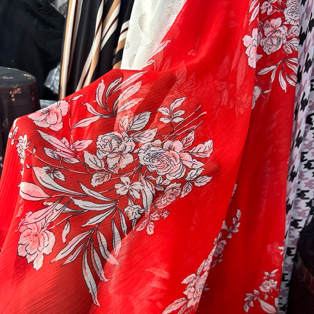 Kain Sifon Yoryu Motif Bunga – Bahan Jatuh & Adem untuk Gamis, Blouse, Hijab