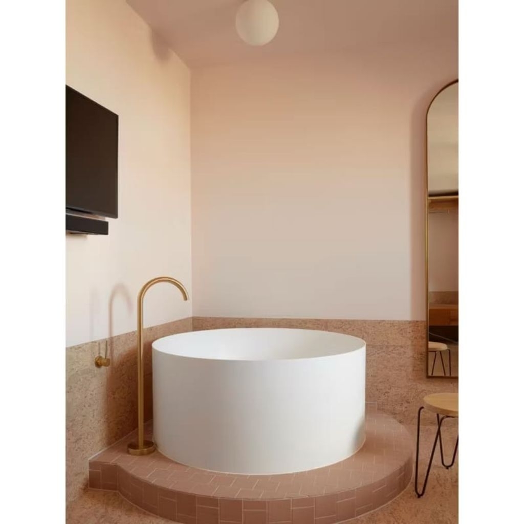 BATHTUB ROUNDED TERRAZZO D120CM