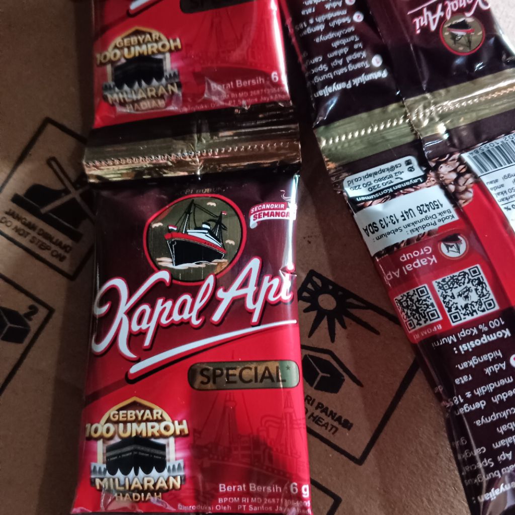 

Kapal api mini renceng