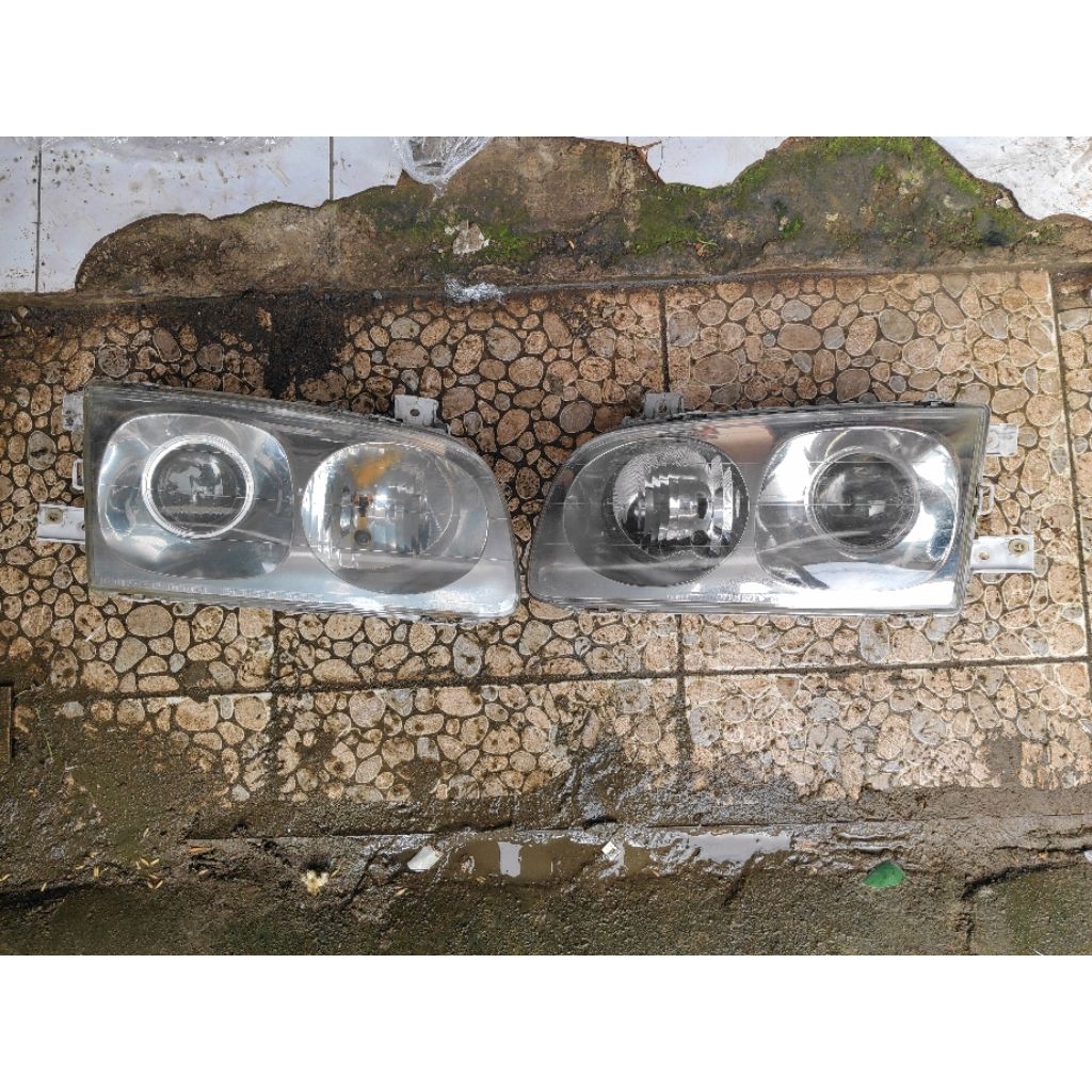 headlamp lampu depan hyundai trajet origina