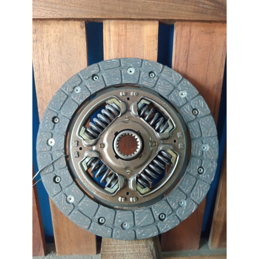 kampas kopling avanza 1.3