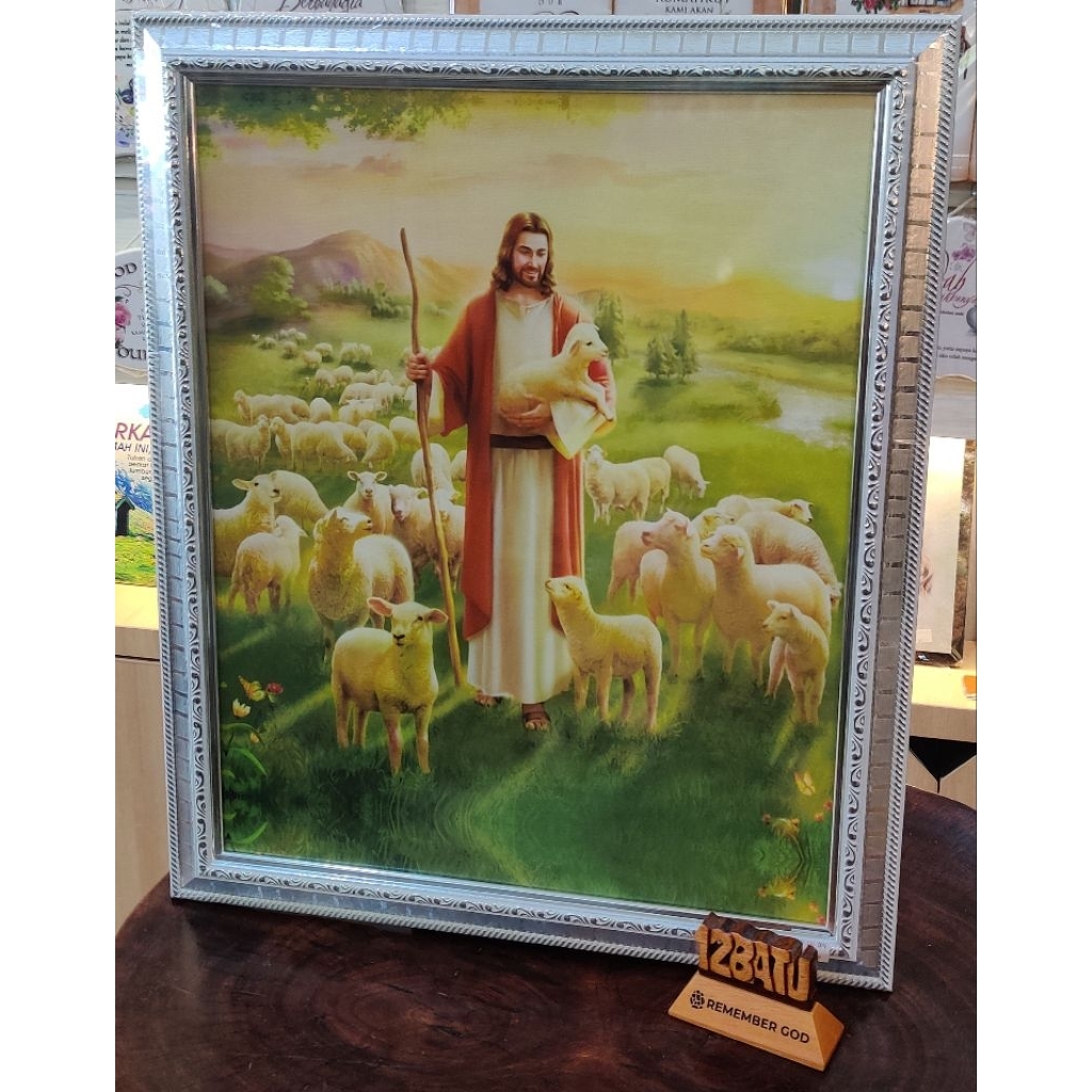 PAJANGAN BINGKAI ROHANI GAMBAR TUHAN YESUS DAN KAWANAN DOMBA