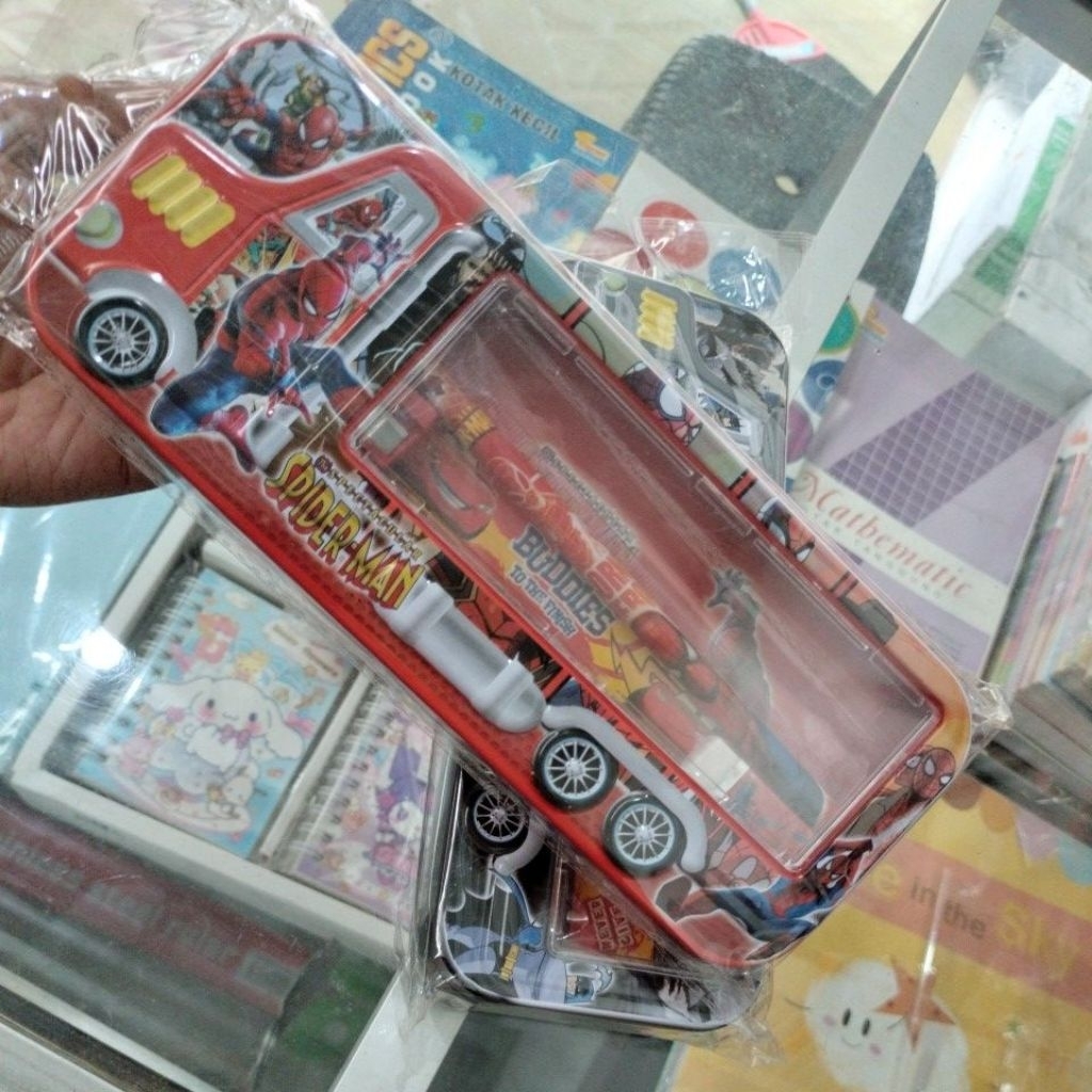 

TEPAK PENSIL SPIDERMAN 5in1