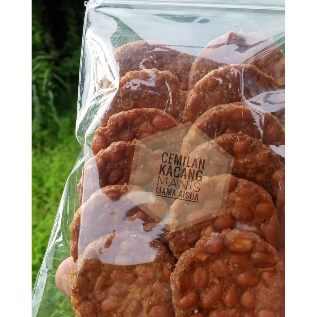 

Cemilan kacang manis