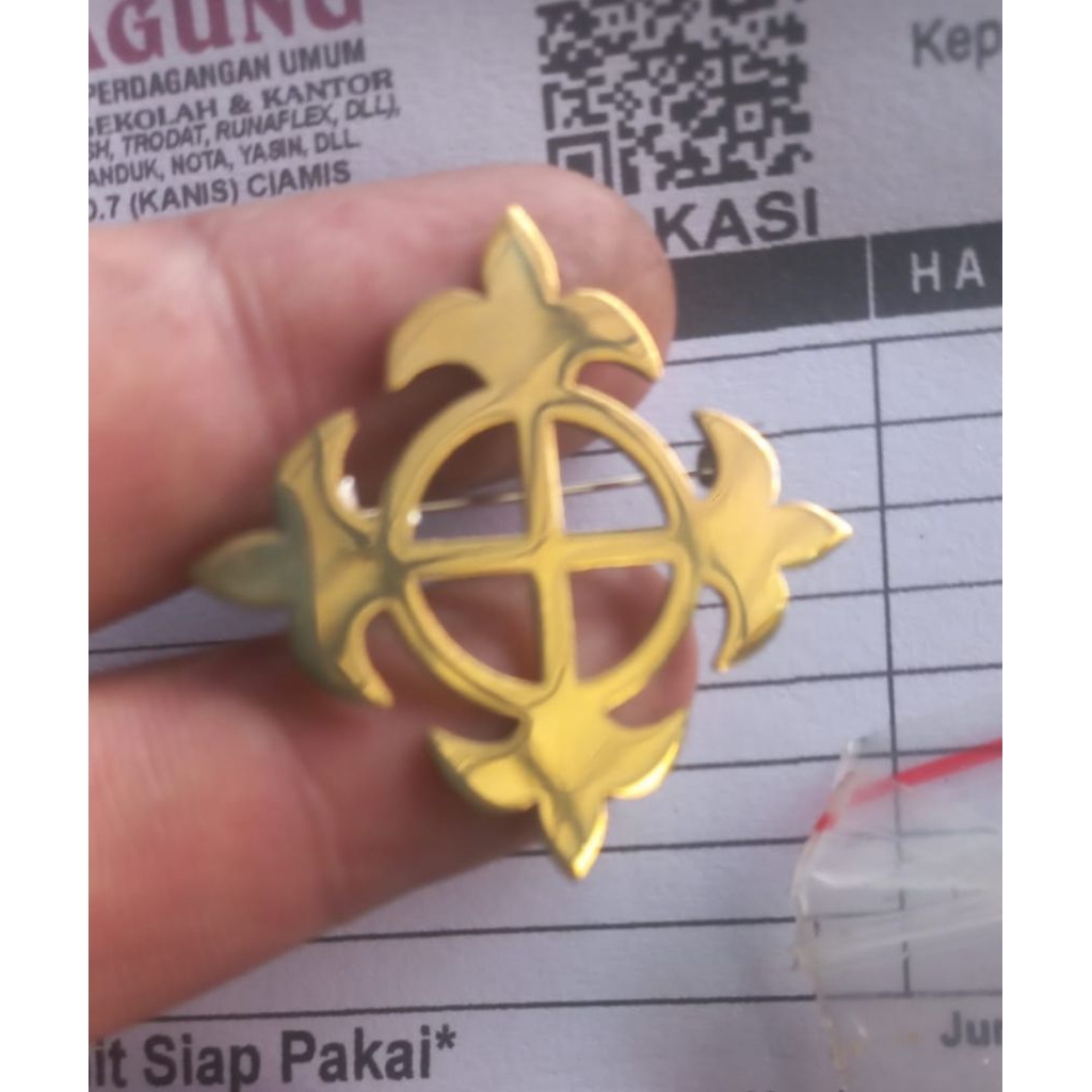 Pin Logo Cakra Kencana Rahayu Galuh tanpa mata