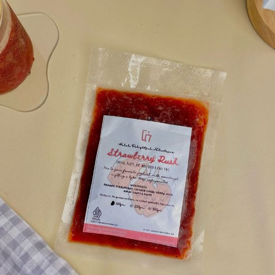 

Strawberry Rush (Small) with Organic Strawberry and Cassava Sugar
