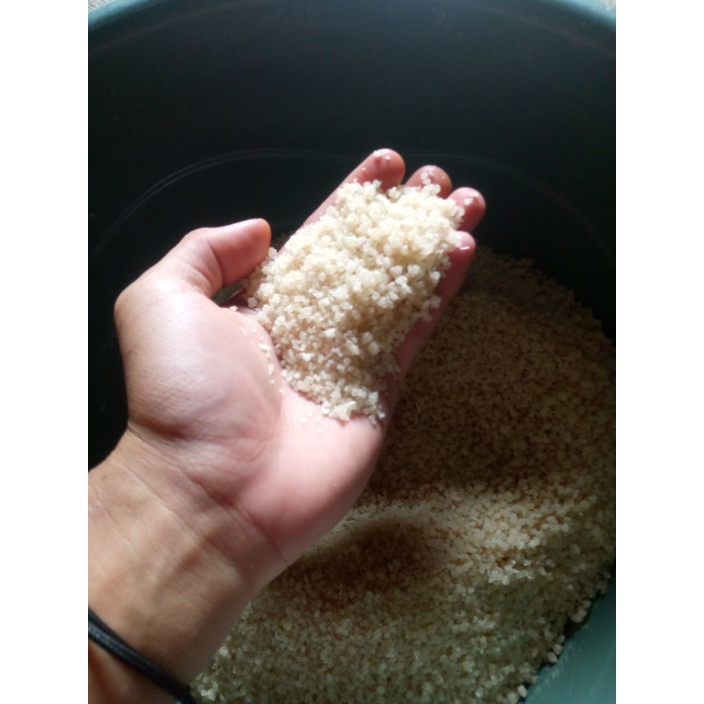 

oyek instan /beras tiwul pengganti nasi 1kg