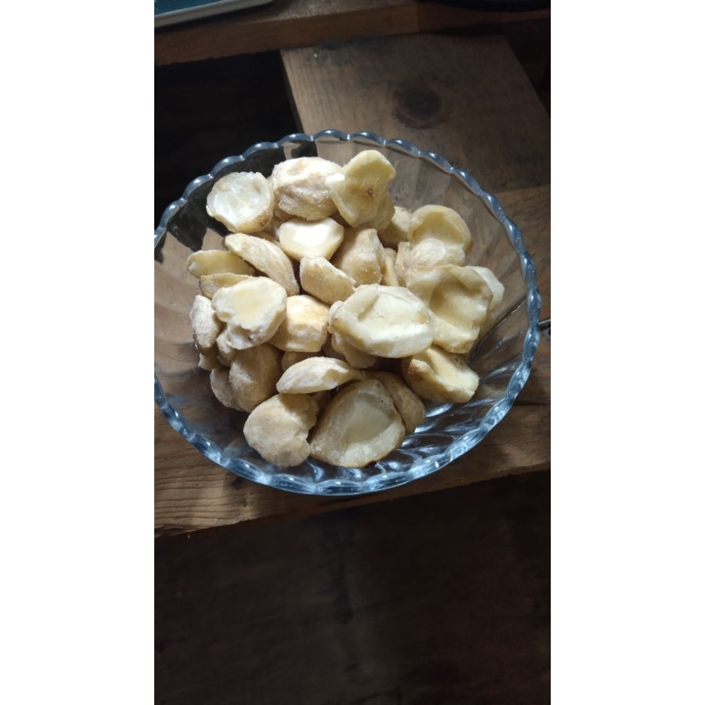 

kemiri keping kualitas bagus berat 500 gram dan 1 kilo