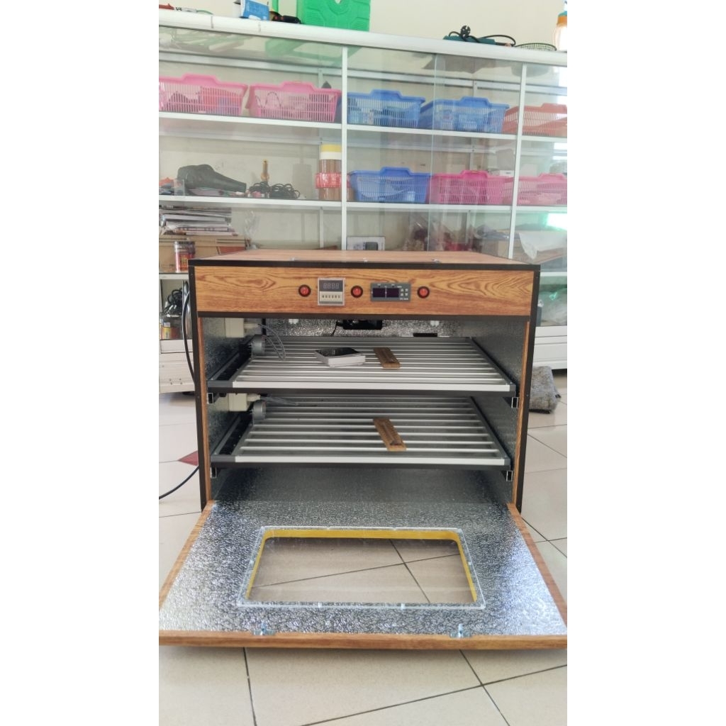 Mesin penetas telur kapasitas 200 butir full otomatis