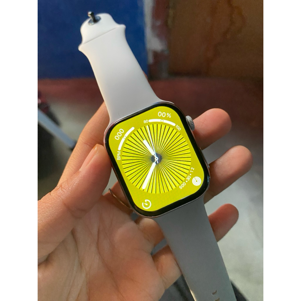 smartwatch (second) like new