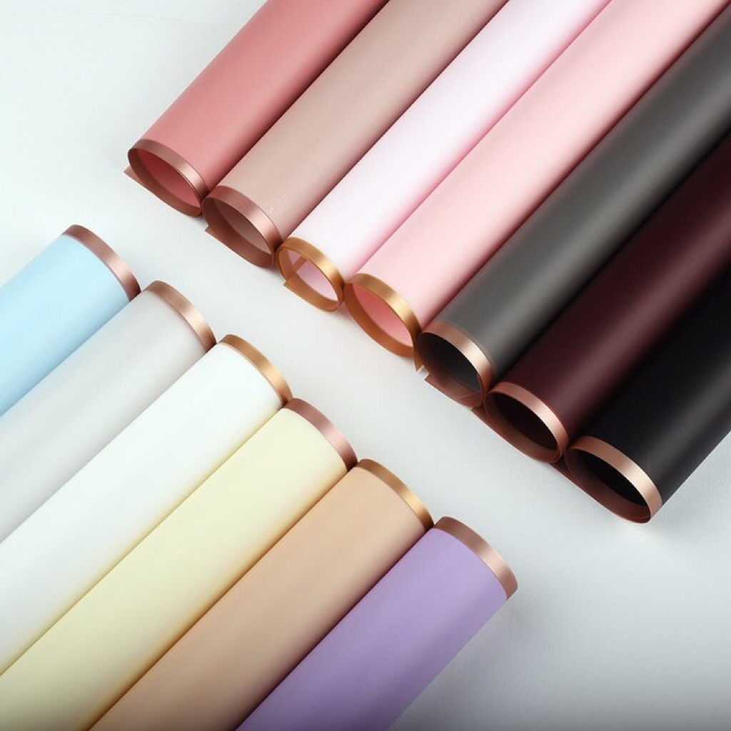 

Kertas Cellophane Buket List Gold