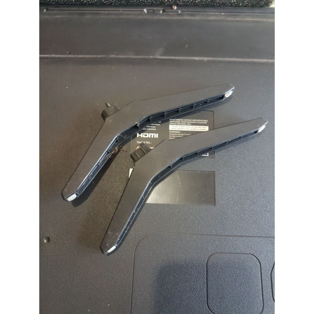 STAND KAKI TV LED PANASONIC TH-43E302G BEKAS NORMAL