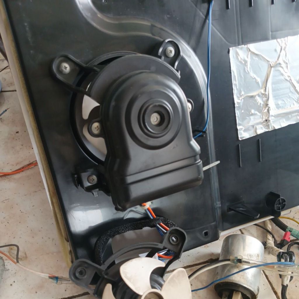 kipas nofrost kulkas Sharp