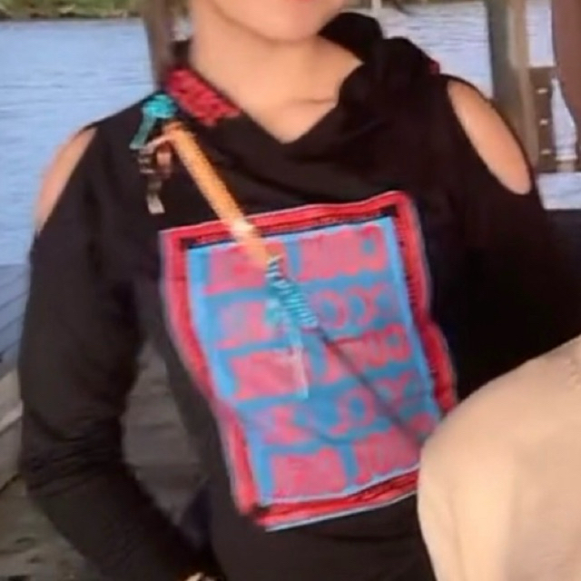 Pre❤️- ZELIA Cold Shoulder Top Hoodie Wanita/Remaja