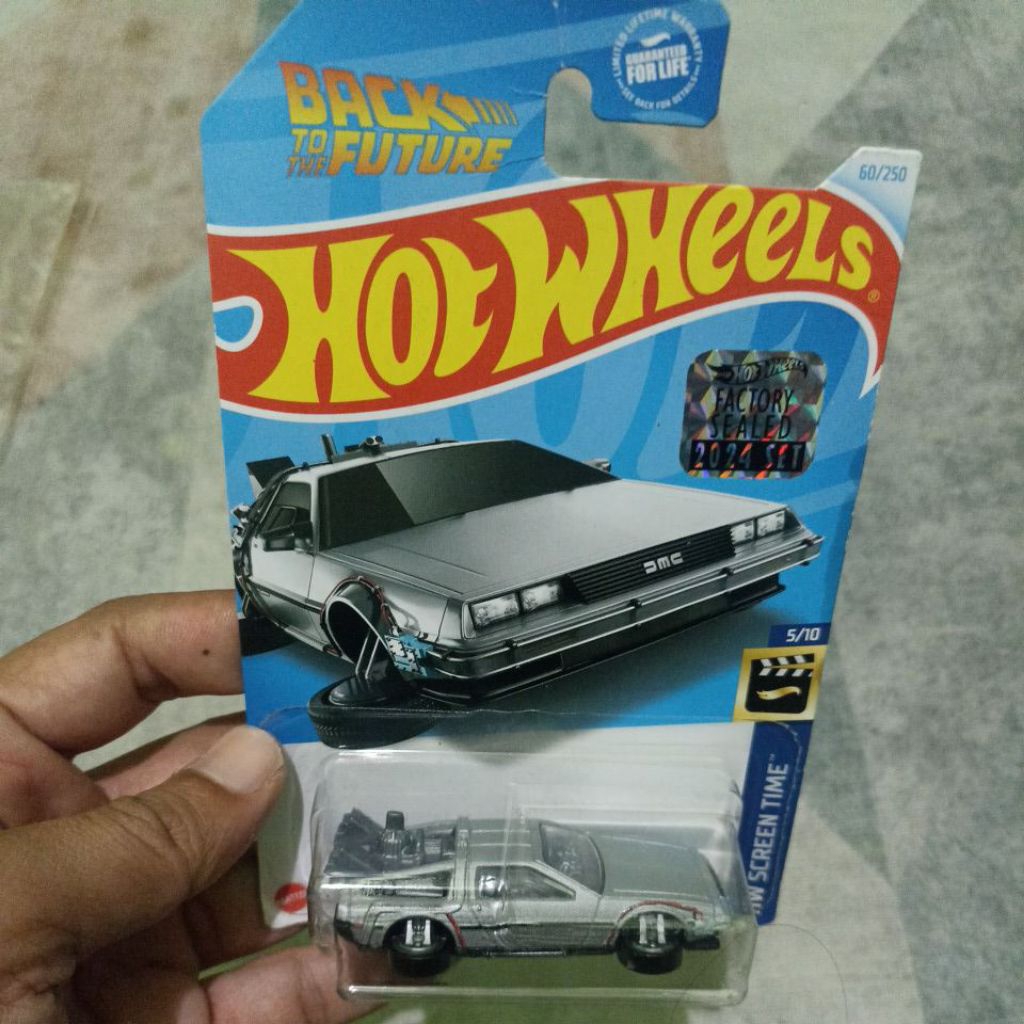 Back to the future time machine - hover mode, Hotwheels Screen Time 5/10