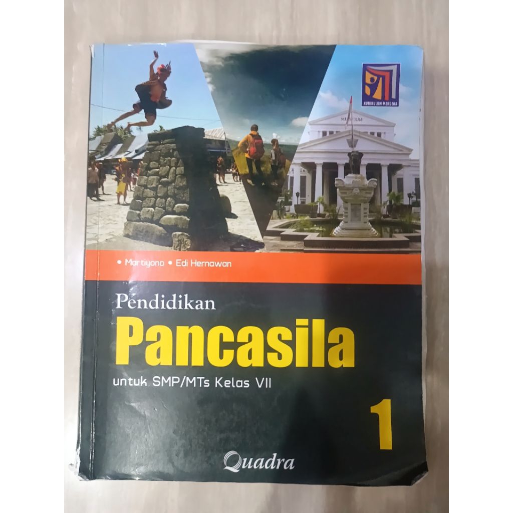Buku Pendidikan Pancasila PPKn kelas 7 kurikulum merdeka Quadra
