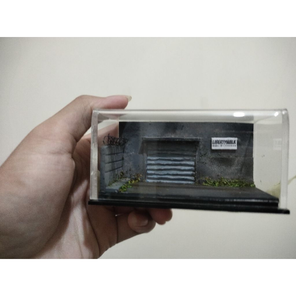 diorama akrilik