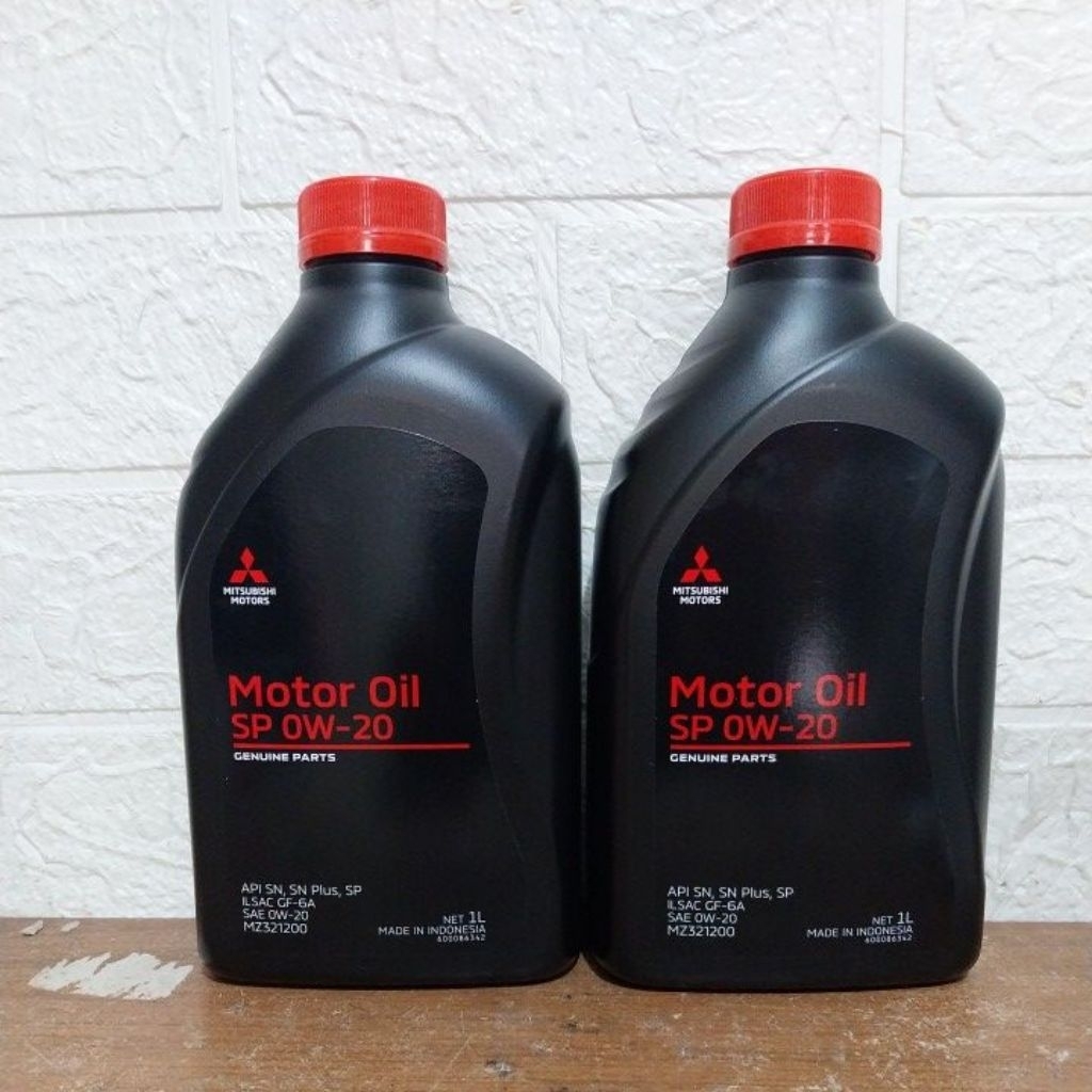 Oli mobil mitsubishi 0W-20 1L-sn full synthetic ORIGINAL mitsubishi