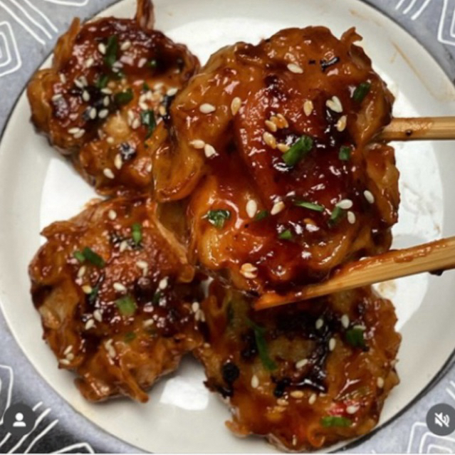 

DIMSUM FROZEN SAUS BAKAR ISI 10