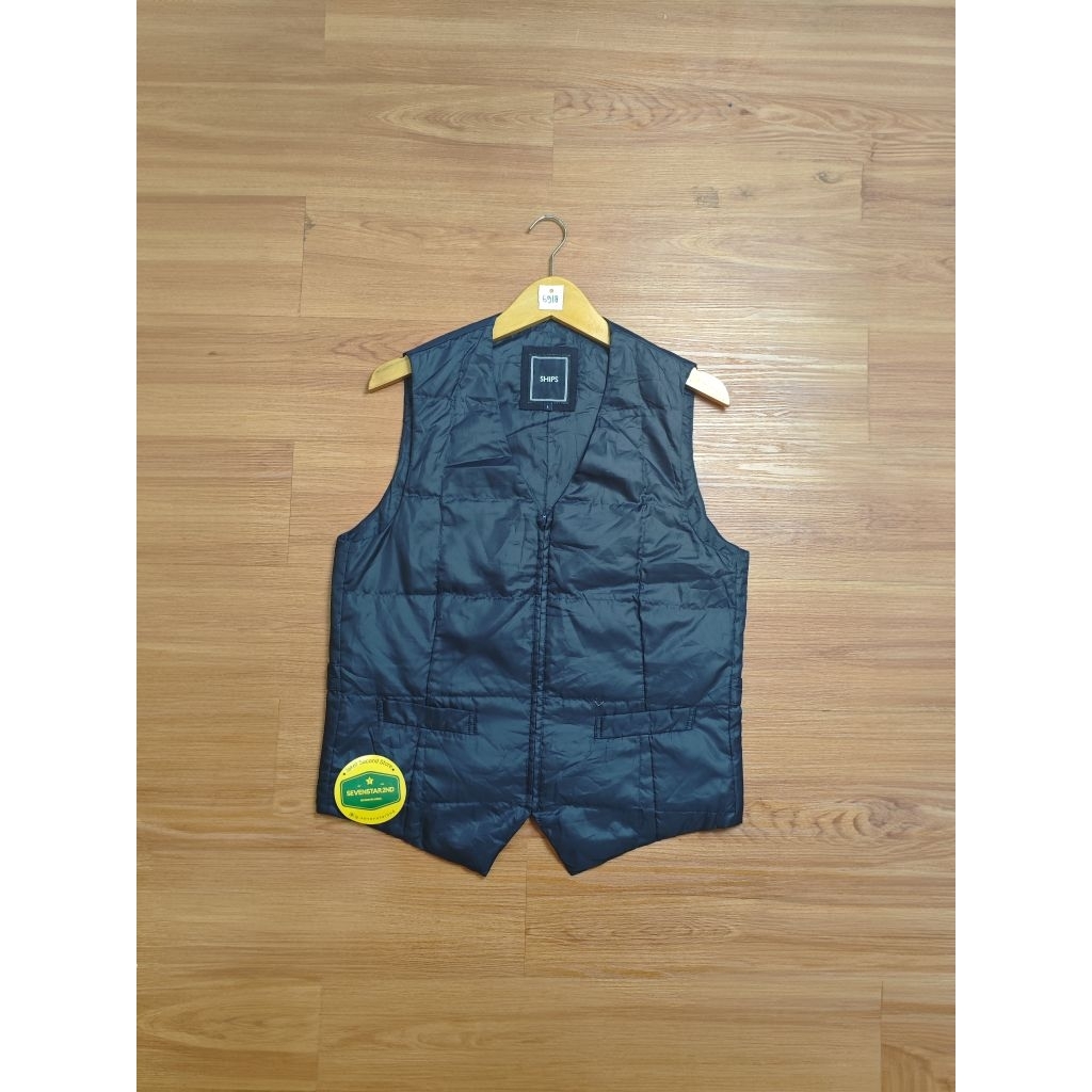 ships Ultralight goosedown vest