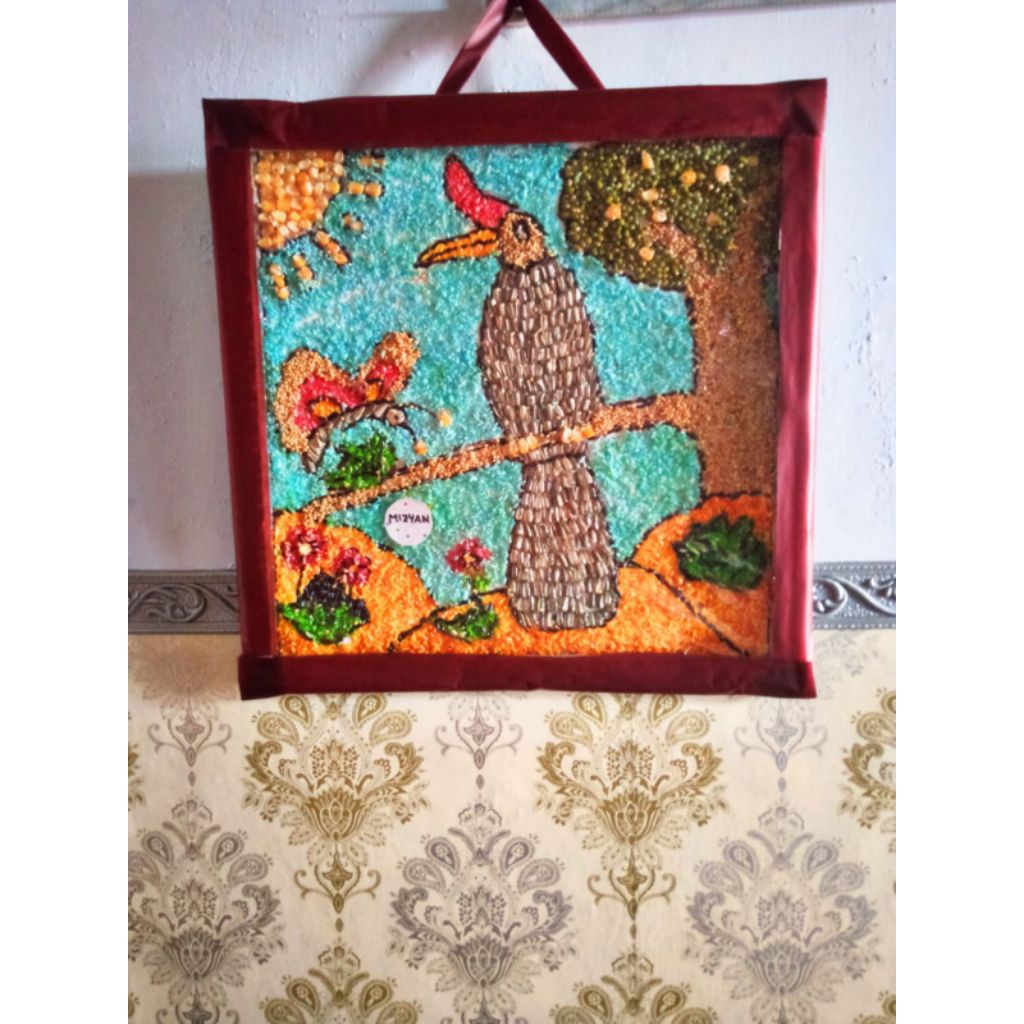 kreasi biji bijian. kerajinan kolase biji