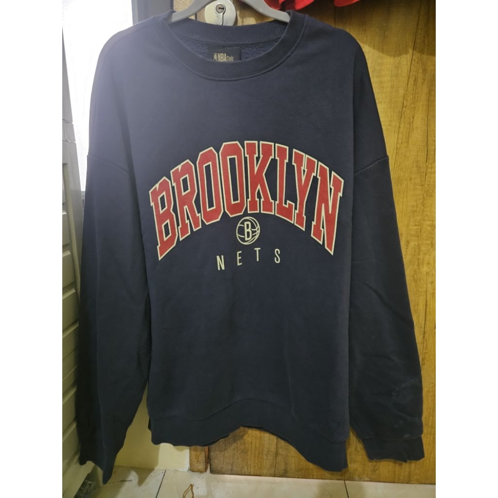 crewneck NBA brooklyn Nets Size XL Hitam